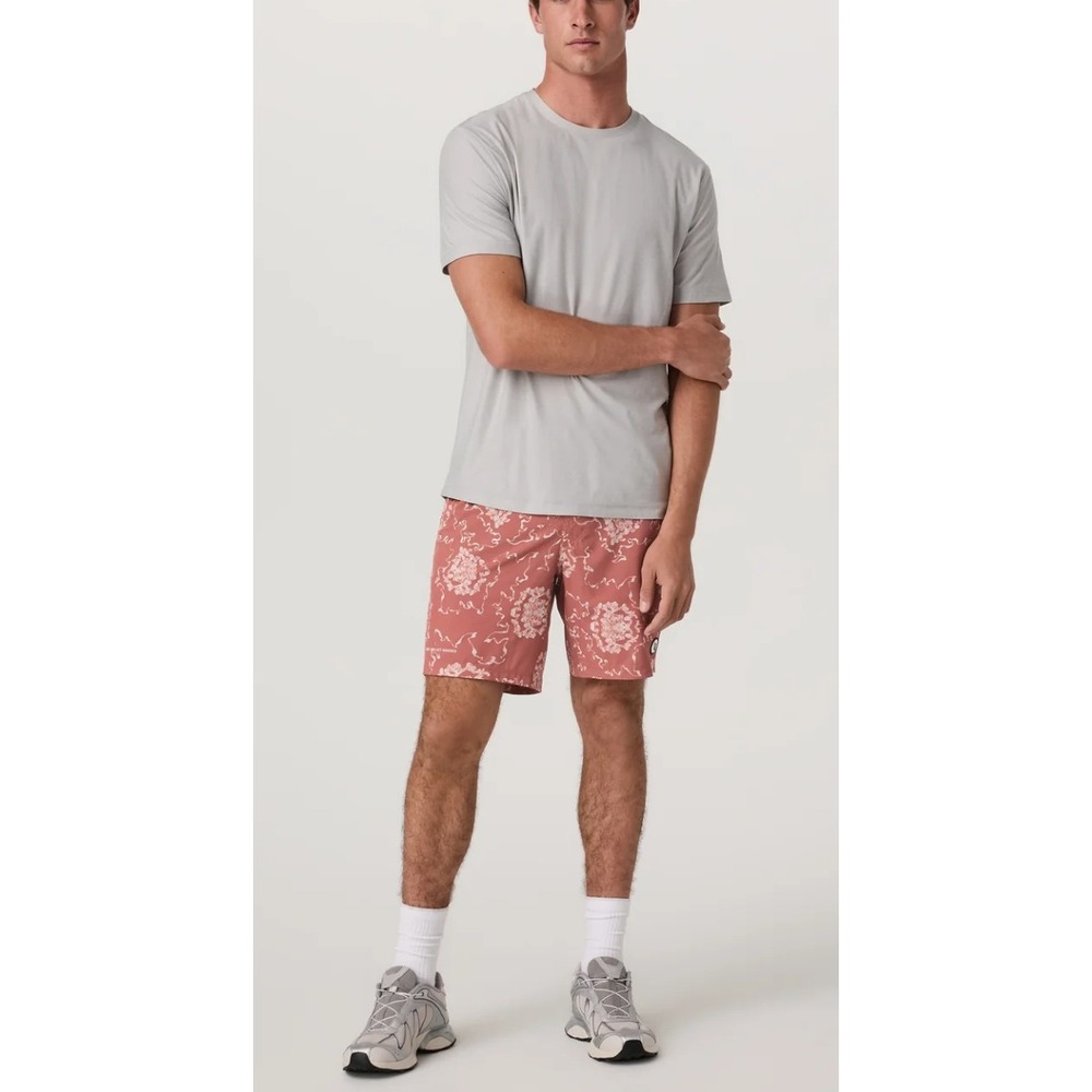 Vuori x Kelsey Brookes Vuori Kore Shorts, Mojave Print 7.5 Inseam